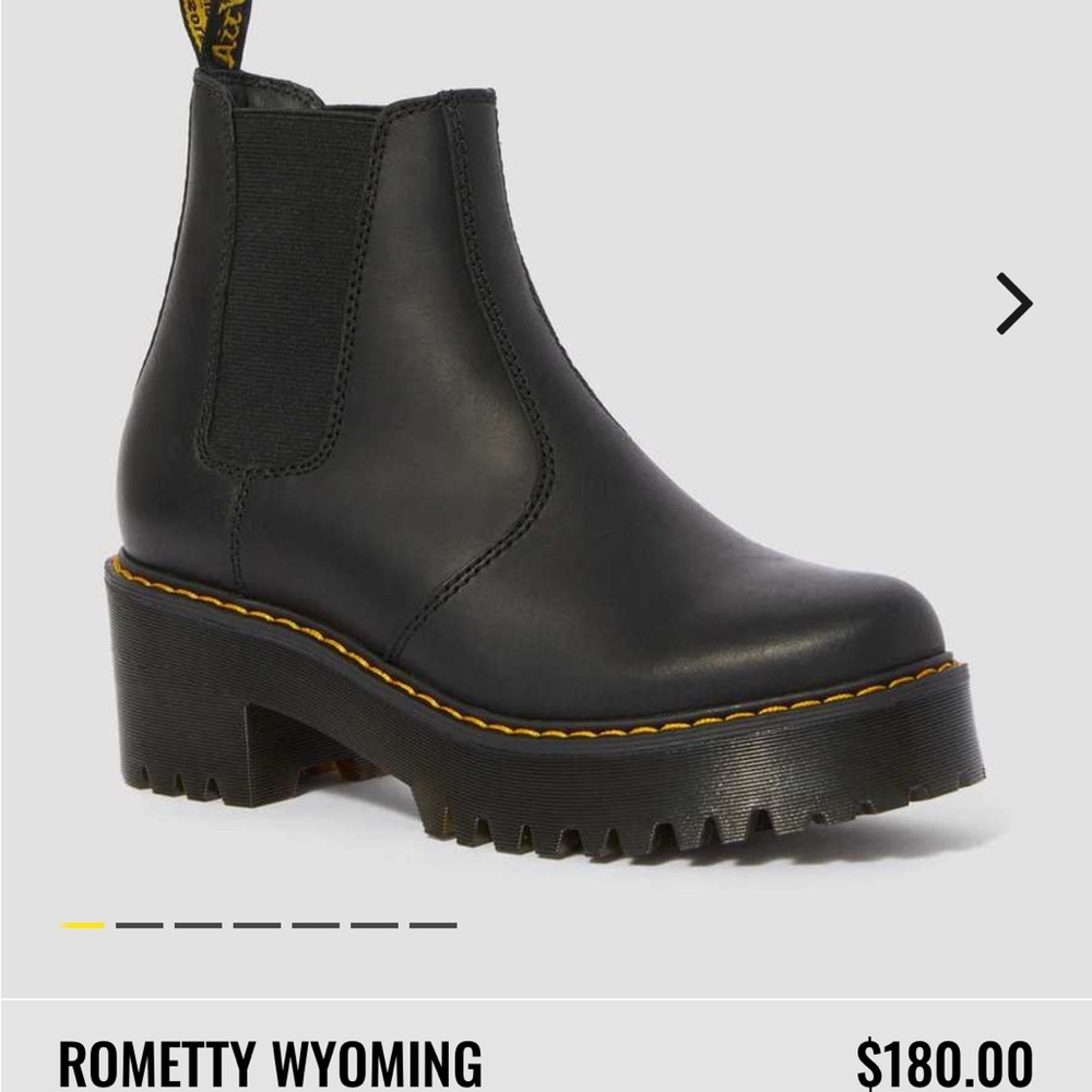 Doc Martens “Rometty” boots size 6